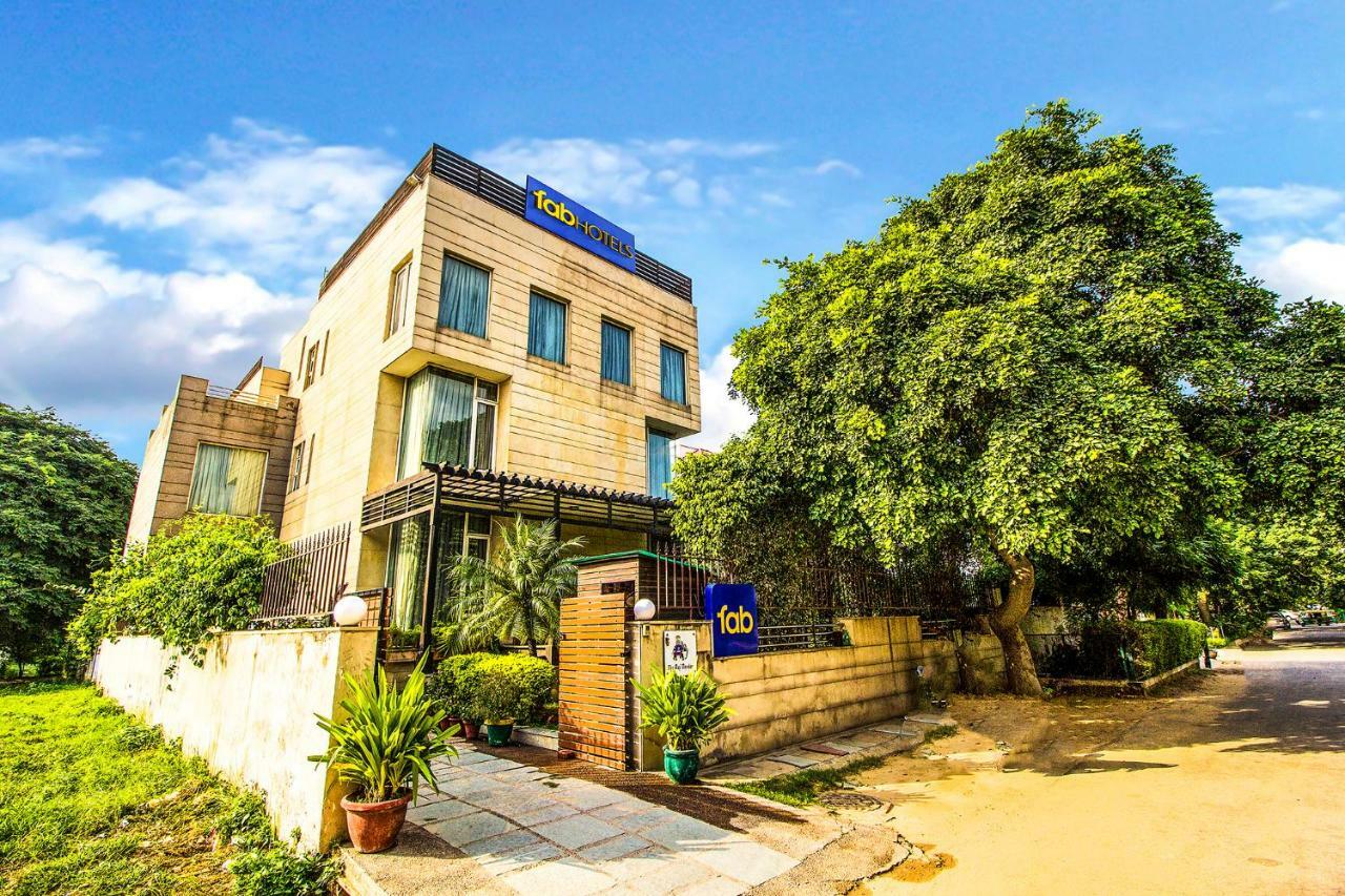 Fabhotel Raj Darbar Gurgaon Extérieur photo